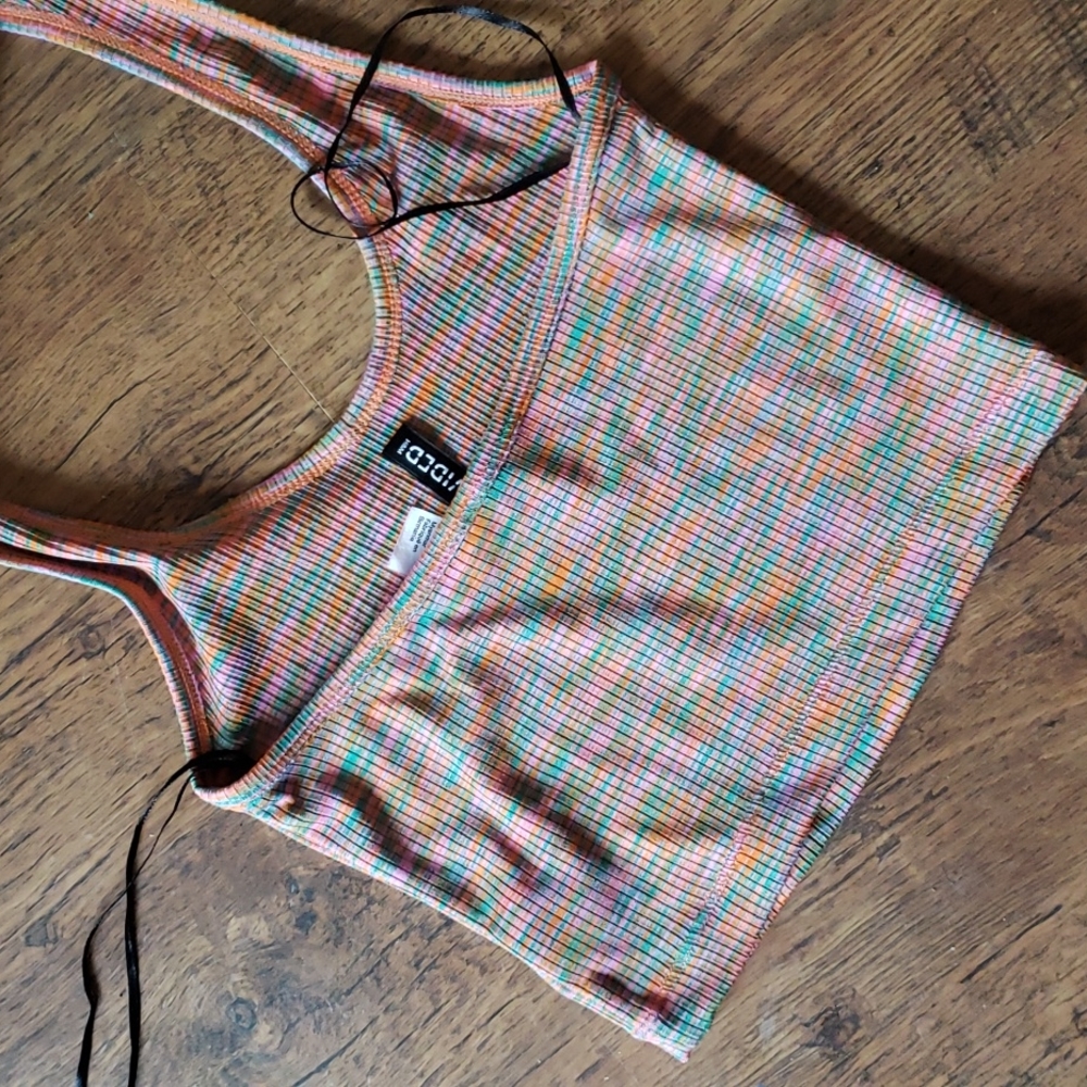 euc cropped halter top - Picture 4 of 4